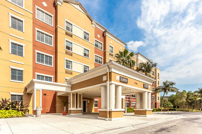 Extended Stay America in Doral, FL - Building Photo - Building Photo