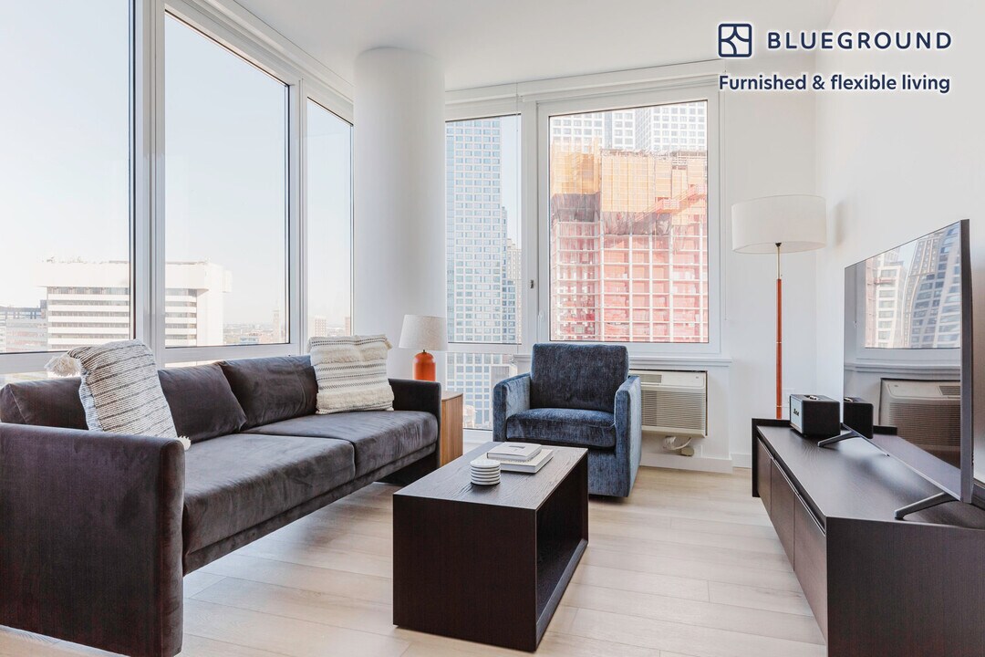 425 Summit Ave in Jersey City, NJ - Building Photo