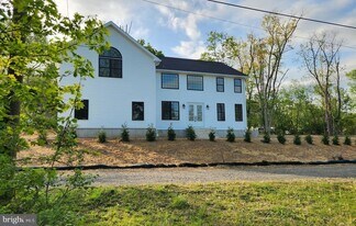 2627 County Line Rd in Chalfont, PA - Building Photo