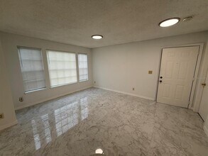 1089 S Hiawassee Rd in Orlando, FL - Building Photo - Building Photo