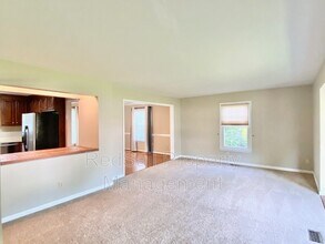 203 Monty Manor in Yorktown, VA - Building Photo - Building Photo