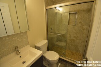 1801 Beacon St in Brookline, MA - Building Photo - Building Photo