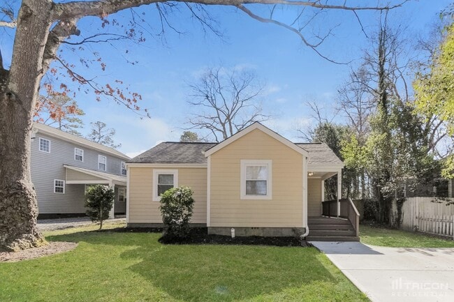 property at 3226 Draper Ave