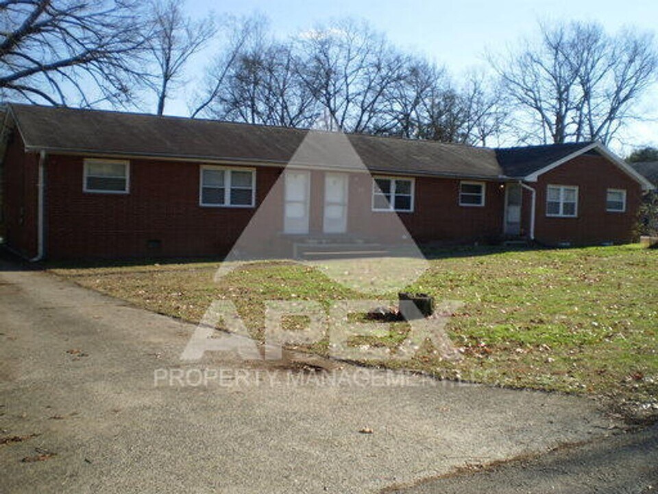 312 Watauga Dr in Knoxville, TN - Building Photo