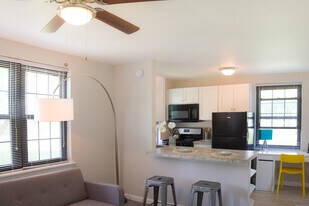 Independence Village in Camden, NJ - Building Photo