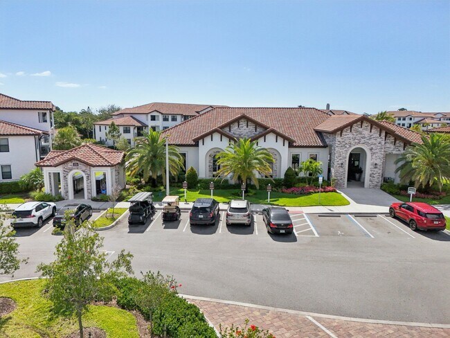 Legacy at Oakwood Landing in Melbourne, FL - Building Photo - Building Photo