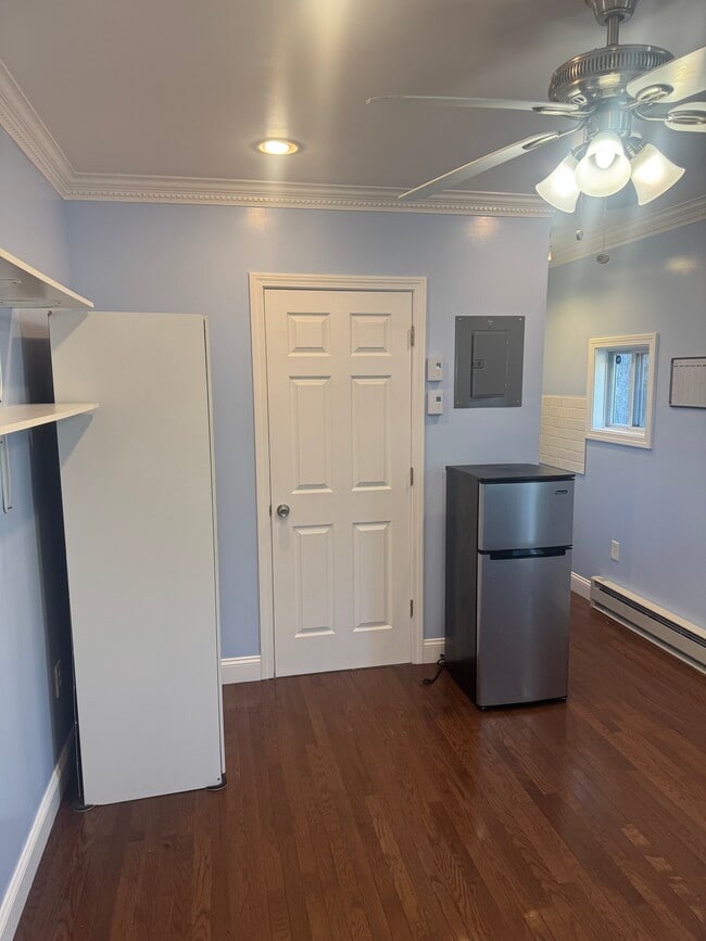 95 Bynner St, Unit studio in Boston, MA - Building Photo - Building Photo