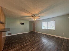 116 Morningside Rd in Venice, FL - Building Photo - Building Photo