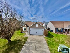 3230 Monterey Dr in Whiteland, IN - Building Photo - Building Photo