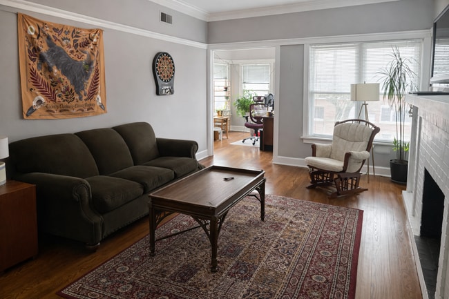 6656 N Newgard Ave, Unit 2 in Chicago, IL - Building Photo - Building Photo