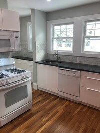 27 Willoughby St, Unit 1 in Boston, MA - Building Photo - Building Photo