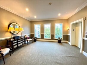 3635 E Paces Cir in Atlanta, GA - Building Photo - Building Photo