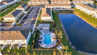 8733 Winter Breeze Wy in Sarasota, FL - Building Photo - Building Photo