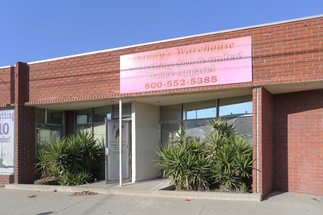 Homes for rent in West Adams, CA