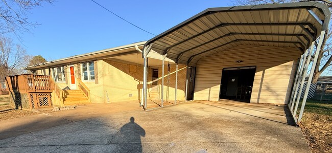 426 Evergreen St in Greenfield, TN - Building Photo - Building Photo