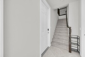 1080 Community Dr in Jupiter, FL - Foto de edificio - Building Photo