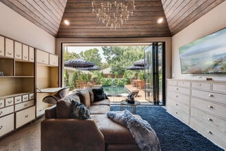 717 Ridgeway St in Dallas, TX - Building Photo - Building Photo