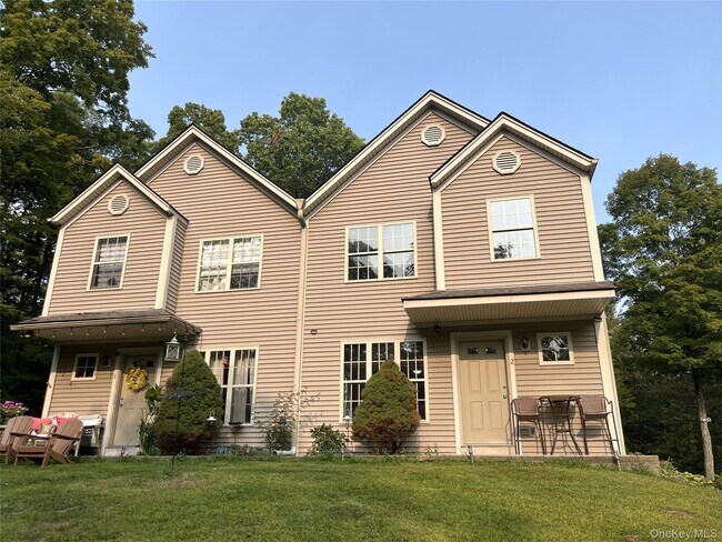 property at 215 Rabbit Run Rd