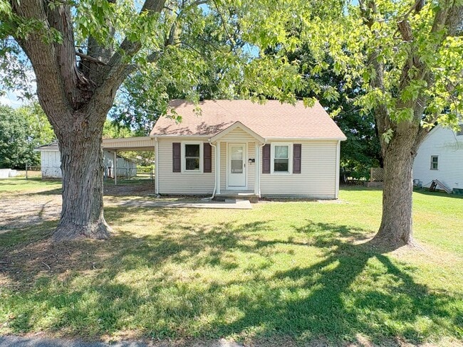 property at 724 Claire Ave