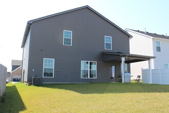 117 Gibson Way in Winchester, KY - Foto de edificio - Building Photo