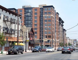 4307 Park Ave in Union City, NJ - Building Photo