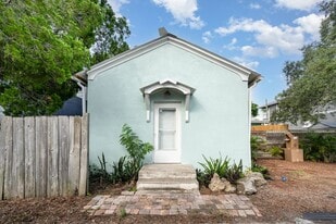 1467 Guava Ave in Melbourne, FL - Building Photo