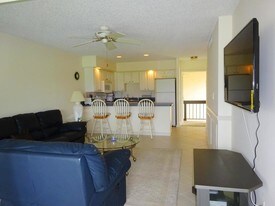 501 Greensward Ln in Delray Beach, FL - Building Photo