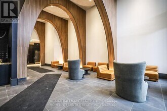 270-1270 Dufferin St in Toronto, ON - Building Photo - Building Photo