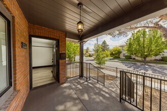 1054 Watt St in Reno, NV - Building Photo - Building Photo