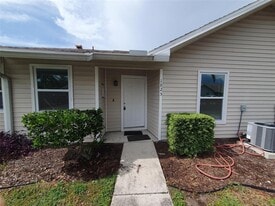1825 Orange Blvd Way in Palm Harbor, FL - Building Photo