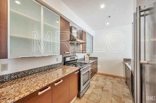 property at 368 Elm St