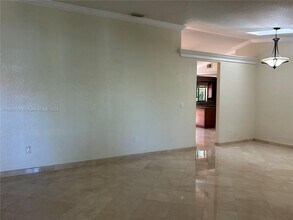 14670 SW 49th St in Miami, FL - Building Photo - Building Photo