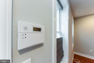 2012 Carpenter St in Philadelphia, PA - Building Photo