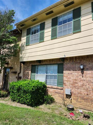 property at 24 E Mountain Creek Dr
