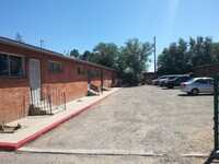 3418 Eastern Ave SE, Unit 4 in Albuquerque, NM - Foto de edificio - Building Photo