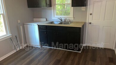 1804 Colonial Ave in Henderson, NC - Building Photo - Building Photo
