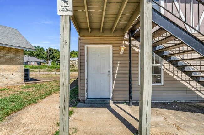 1025 6th Ave N, Unit 5