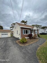 36 Glenville St in Rotterdam, NY - Building Photo - Building Photo