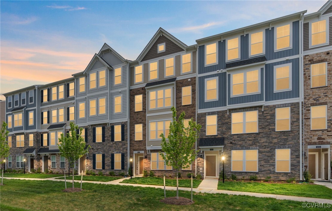 9007 Telegraph Rd in Glen Allen, VA - Building Photo
