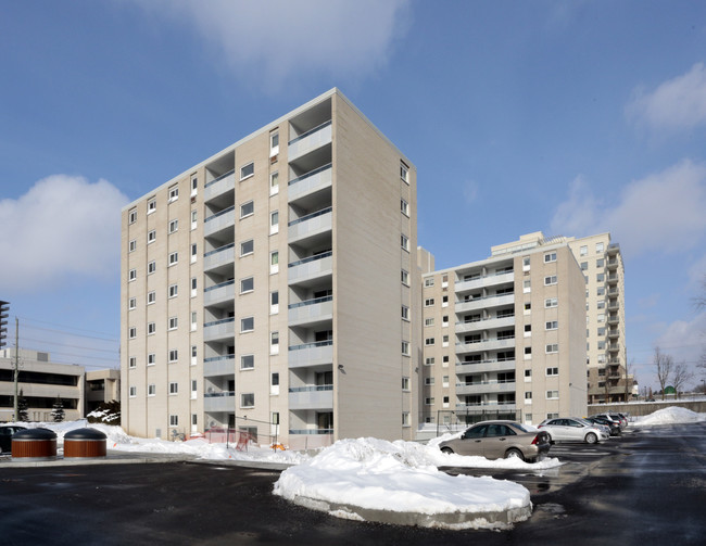 Panorama Terrace in Waterloo, ON - Building Photo - Building Photo