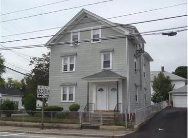 436 High St in Cumberland, RI - Building Photo
