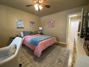 210 McCullough St in Norman, OK - Building Photo - Building Photo