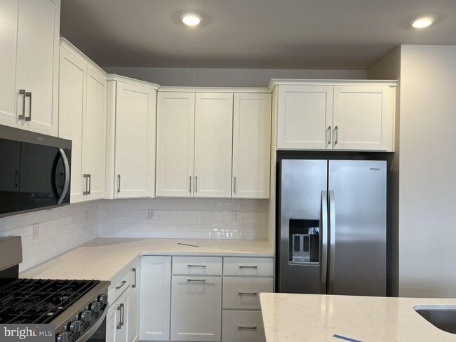 103 Abramo Victor Dr