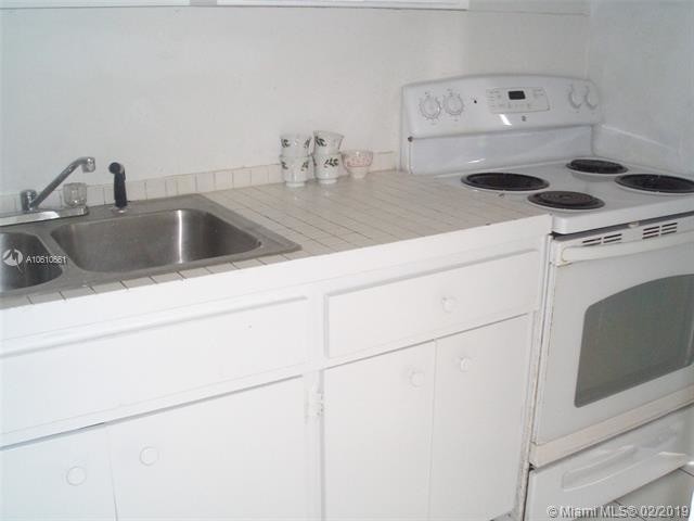 9760 SW 184th St-Unit -10D in Cutler Bay, FL - Building Photo - Building Photo
