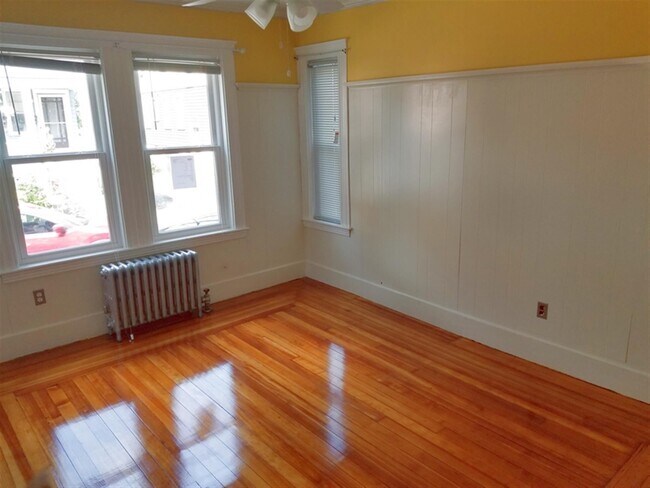 58 Gold Star Rd, Unit 1 in Cambridge, MA - Building Photo - Building Photo