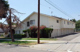 Keith Court in Riverside, CA - Building Photo - Building Photo