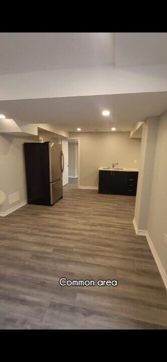 5571 Loonlake Av in Mississauga, ON - Building Photo