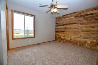 515 25th St SE in Altoona, IA - Building Photo - Building Photo