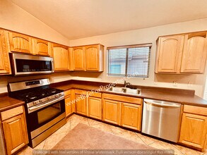 4347 E Mesquite Desert Trail in Tucson, AZ - Building Photo - Building Photo