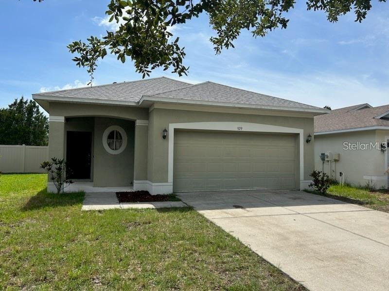 929 Windton Oak Dr in Ruskin, FL - Building Photo